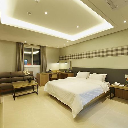 Hotel B Gwangju Metropolitan City Extérieur photo